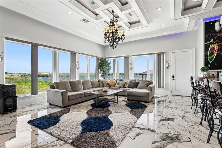 Property Photo:  4069 E Marina Villa Drive E  LA 70458 