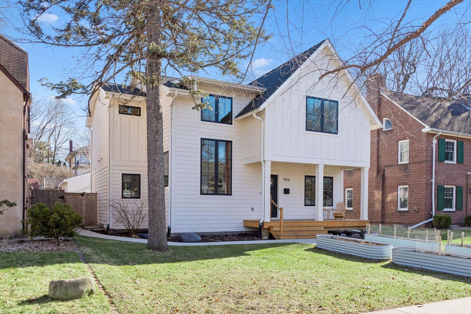 Property Photo:  1976 Fairmount Avenue  MN 55105 