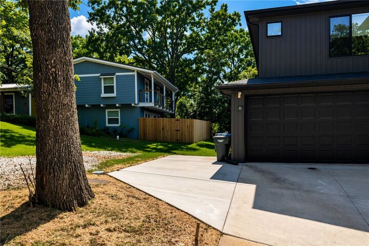 Property Photo:  1155 N Sunset Drive  AR 72701 