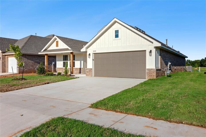 Property Photo:  5008 Misty Wood Lane  OK 73064 