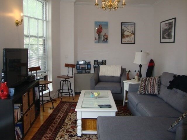 Property Photo: 27 Bowdoin St 2C MA 02114