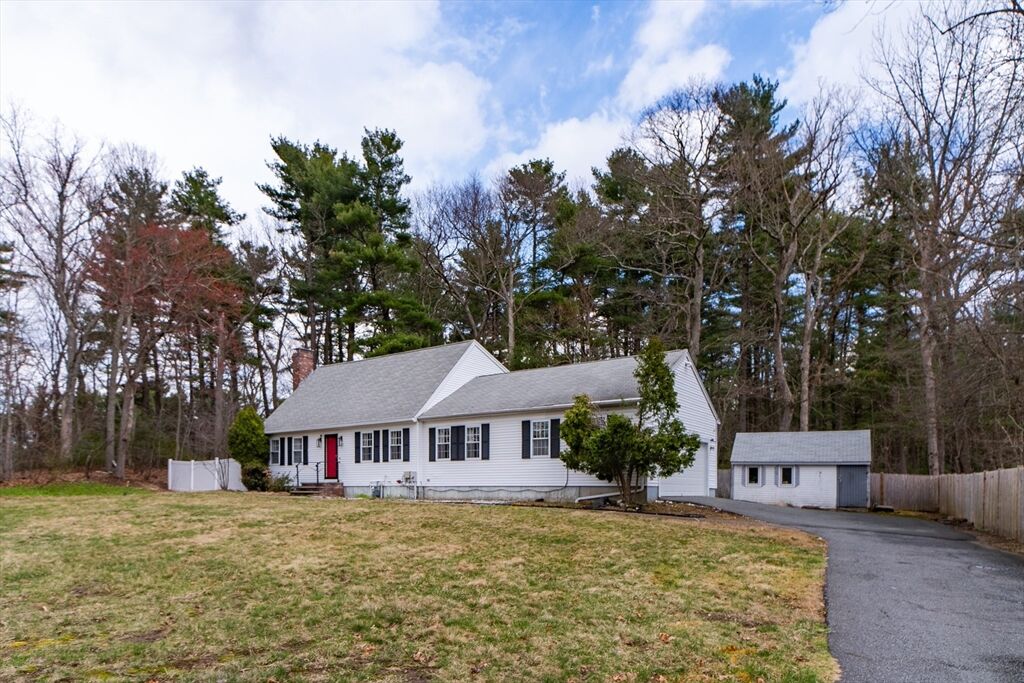 Property Photo: 475 Old Post Rd MA 02067