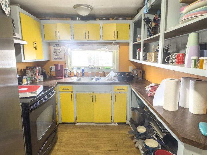 Property Photo:  93 Greenwood St  MA 01440 