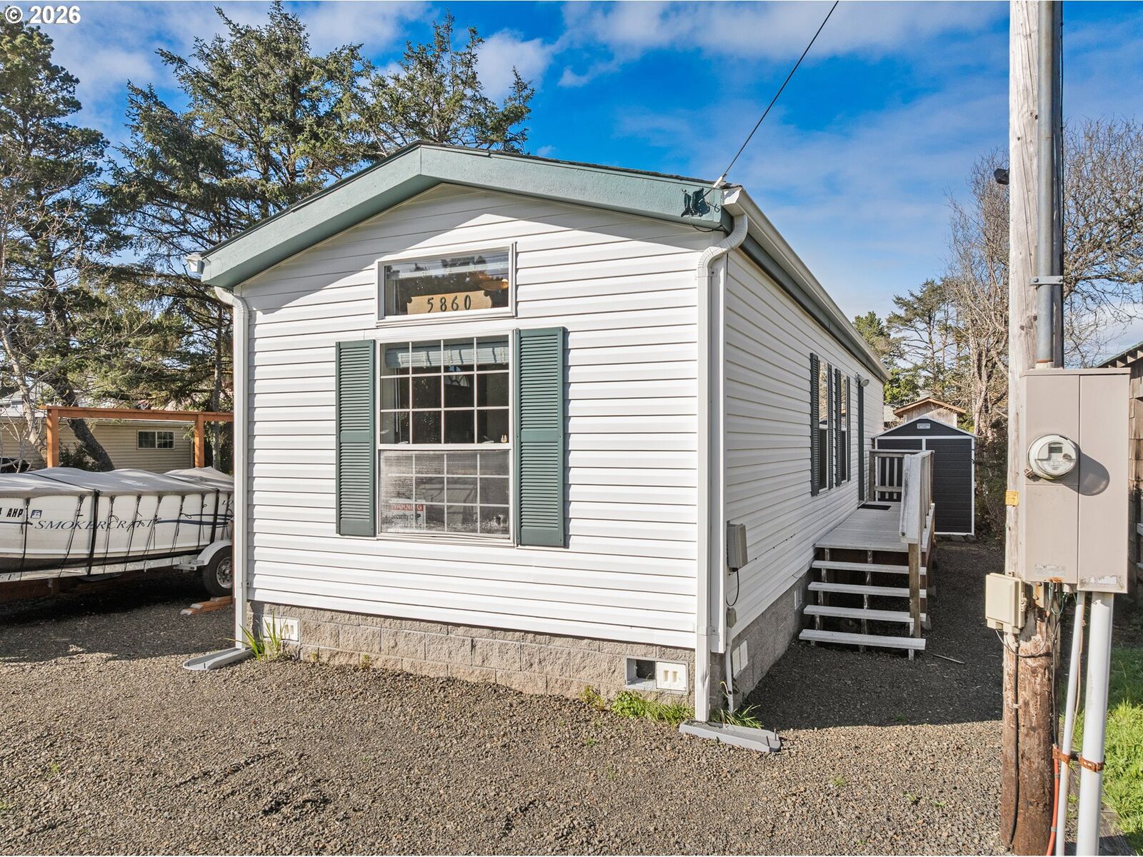 Property Photo:  5860 Holly Ave  OR 97112 