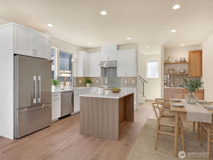 Property Photo:  1414 N 47th Street B  WA 98103 