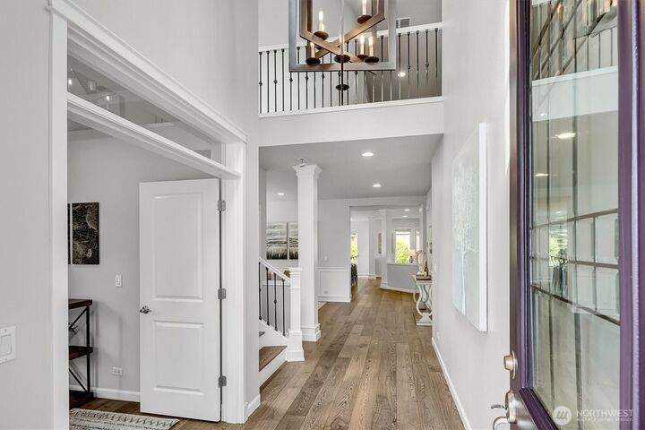 Property Photo:  7709  Greenridge Court SE  WA 98065 