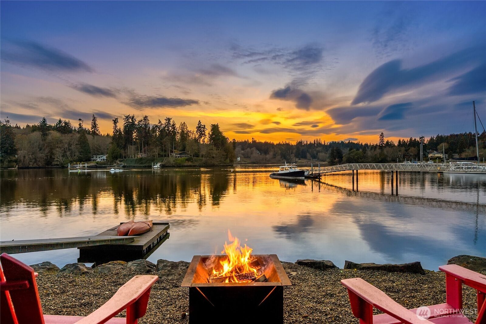 Property Photo: 399 Lovell Avenue SW WA 98110