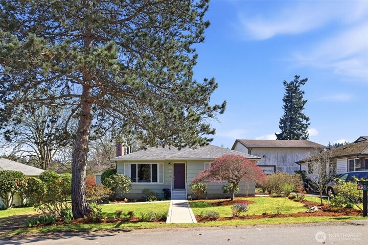 Property Photo:  434  Van De Vanter Avenue  WA 98030 