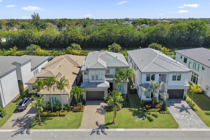 Property Photo:  9140 Silver Marsh Lane  FL 33434 