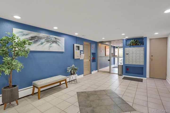 Property Photo:  1265 Elizabeth Street 207  CO 80206 