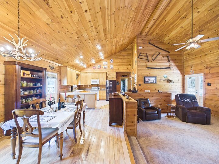 Property Photo:  469 Jenkins Church Rd  VA 23040 