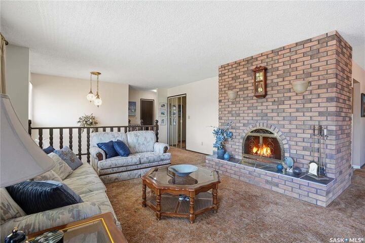 Property Photo:  4911 Albert Street  SK S4S 6Z1 