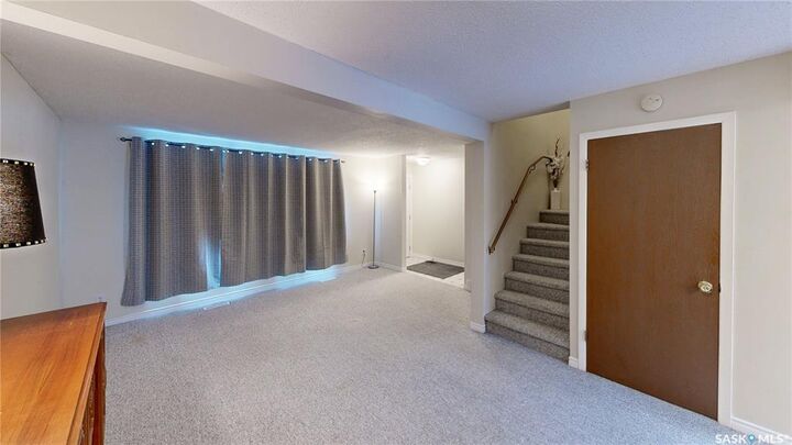 Property Photo: 6 Mackenzie Mews SK S4N 5M5