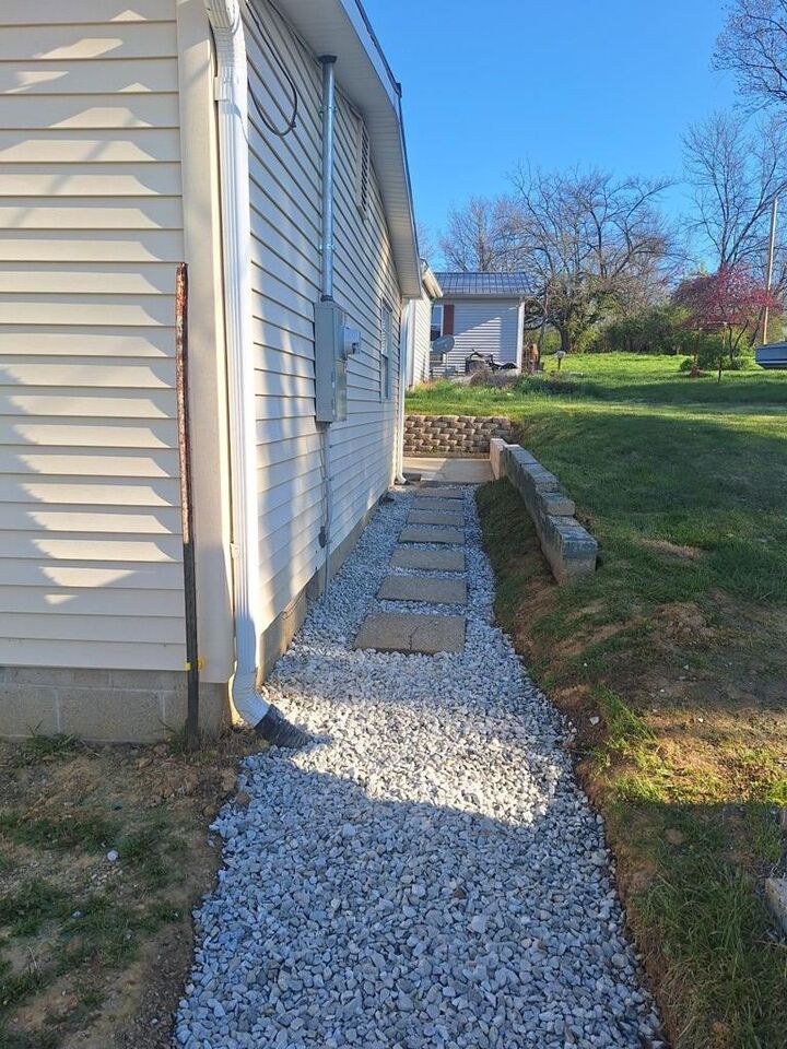 Property Photo:  908 Massachucetts Ave.  OH 45692 