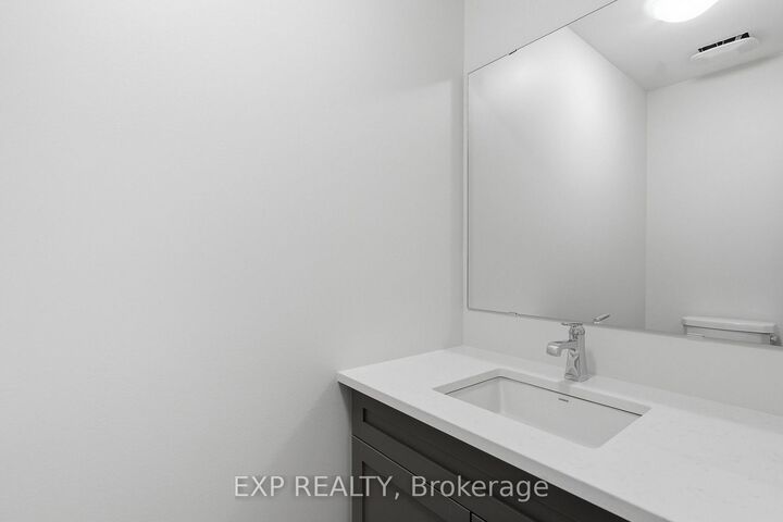 Property Photo: 140 Elizabeth Crescent ON K0A 2M0