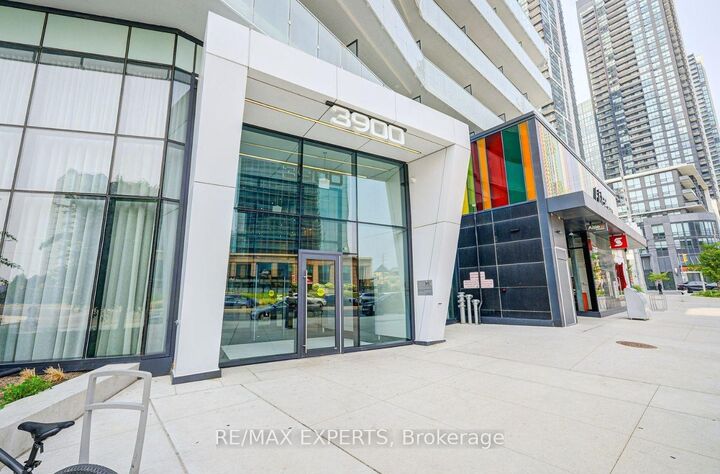 Property Photo: 3900 Confederation Parkway 2710 ON L5B 0M3