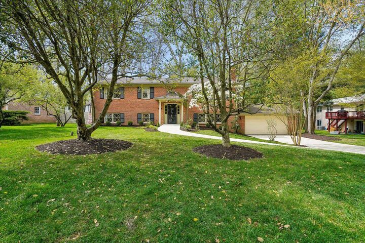 Property Photo:  8913 Bluegate Drive  VA 22031 