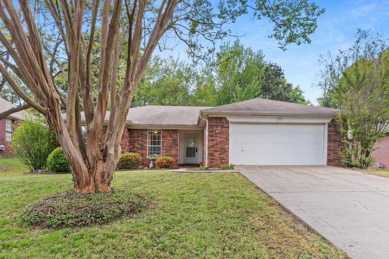 Property Photo:  2525 Peabody Drive  AR 72032 