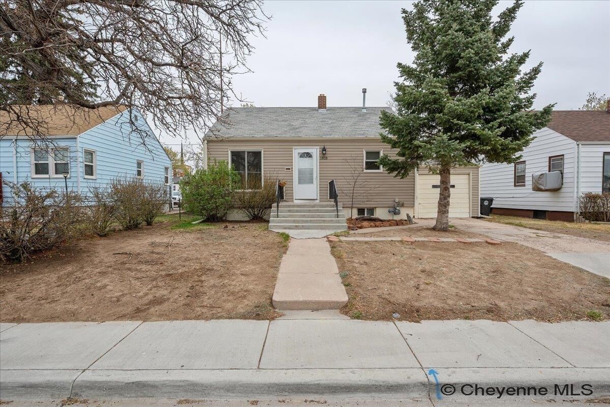 Property Photo:  1818 E 22nd St  WY 82001 