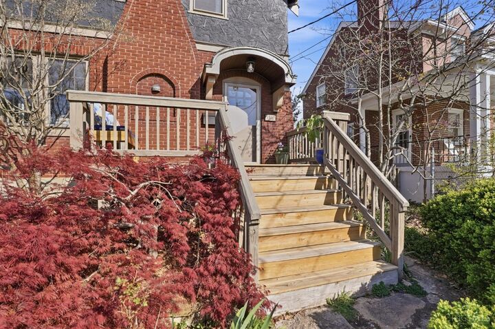 Property Photo:  1337 Herlin Place  OH 45208 