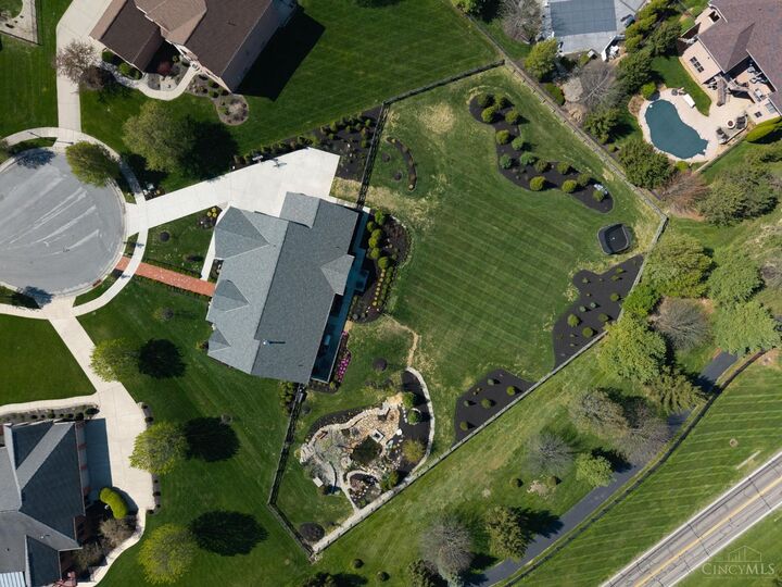 Property Photo: 6604 Southampton Lane OH 45069