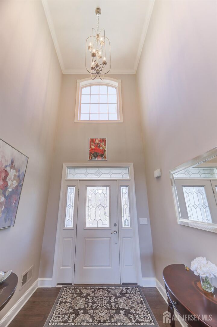 Property Photo:  6 Michelangelo Drive  NJ 08852 