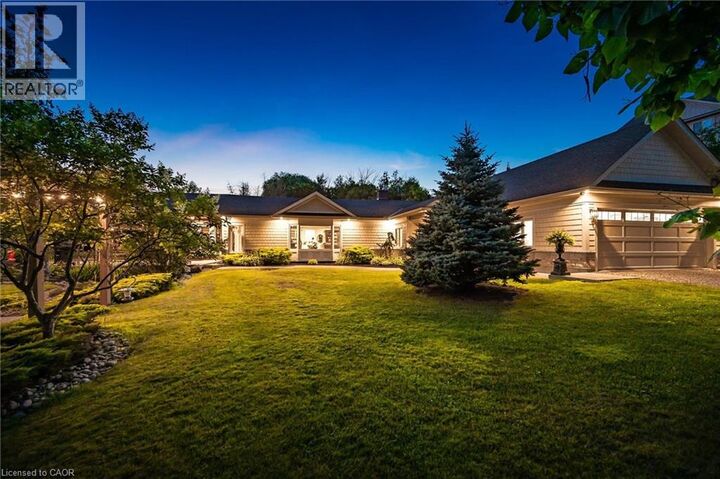 Property Photo: 882 Fairway Road North ON N2A 0C2