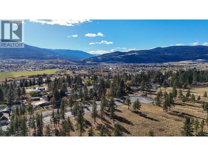 Property Photo:  2322 Nicholson Avenue  BC V1K 1L7 
