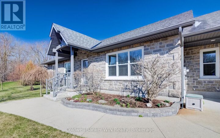 Photo de la propriété:  34 Regency Drive  ON N0G 1M0 