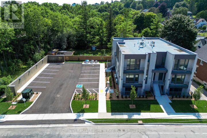 Photo de la propriété:  14 Stevenson Street North 5  ON N1E 5A4 