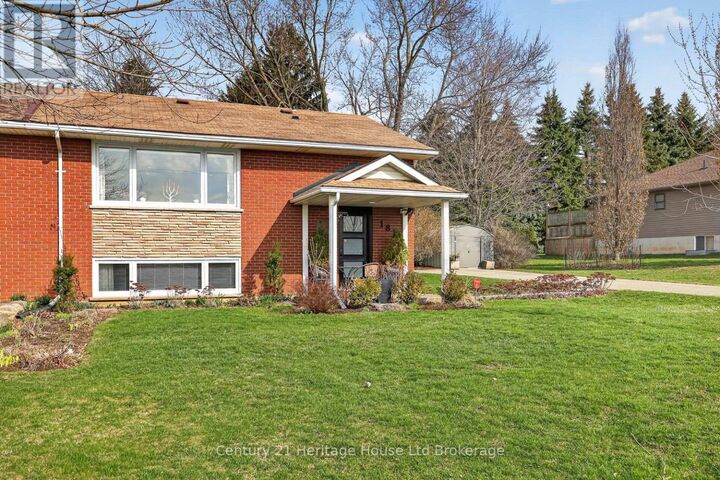 Photo de la propriété:  181 Clarke Road East  ON N5C 3T7 