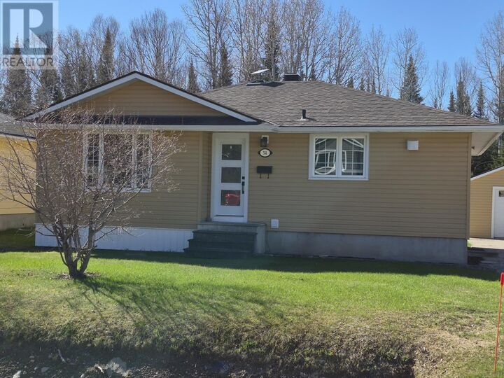 34 Redwing Ave — photo 1