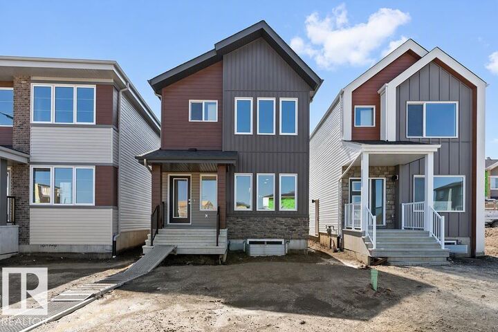 18713 18A Avenue NW — photo 1