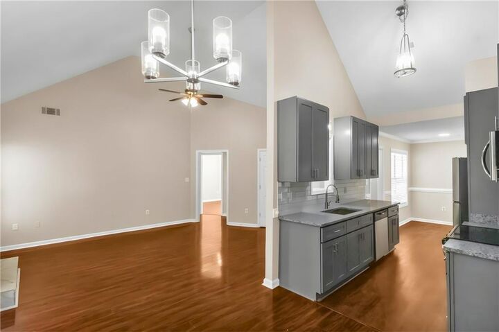 Property Photo:  125 York Lane  GA 30214 