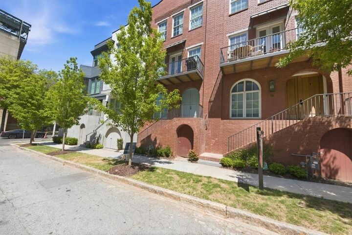 Property Photo:  12 Bass Street SE  GA 30315 