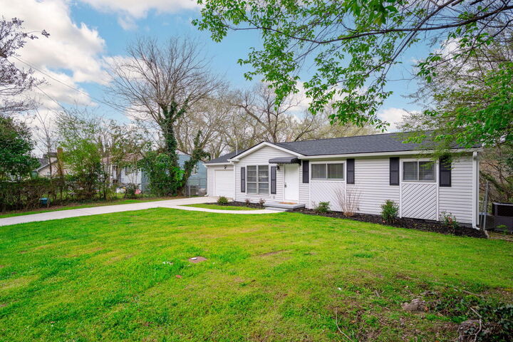 Property Photo: 1713 Parkway Drive TN 37406