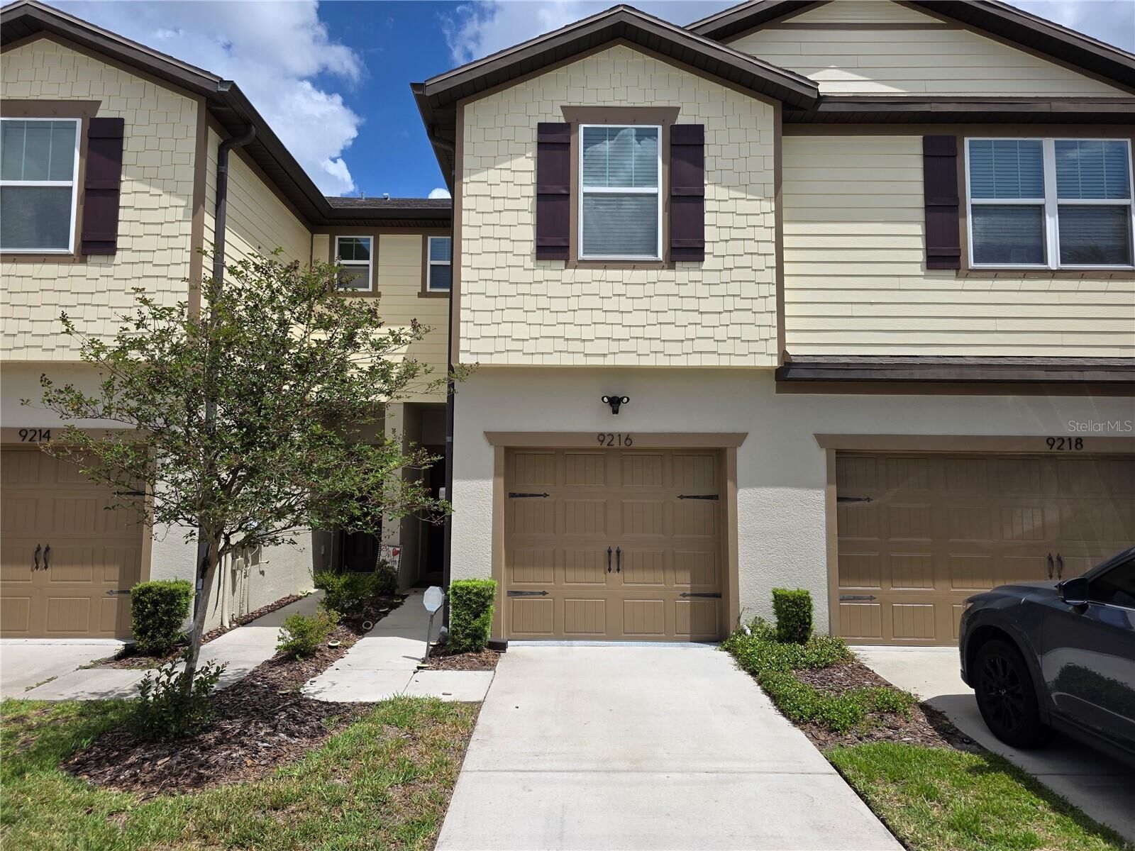 Property Photo:  9216 Hillcroft Drive  FL 33578 