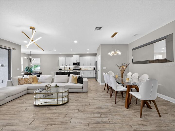 Property Photo: 11209 Lemon Lake Boulevard FL 32836