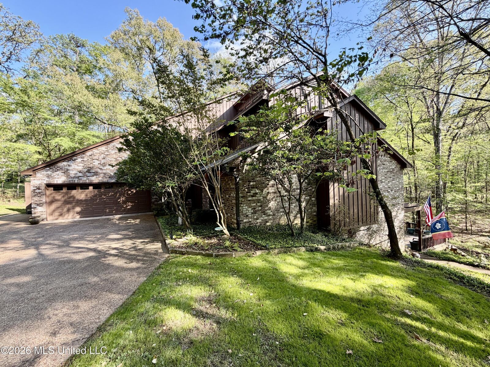 Property Photo:  197 Skyline Drive  MS 39056 