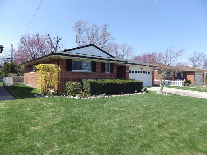 Property Photo: 29619 Pinto Drive MI 48093