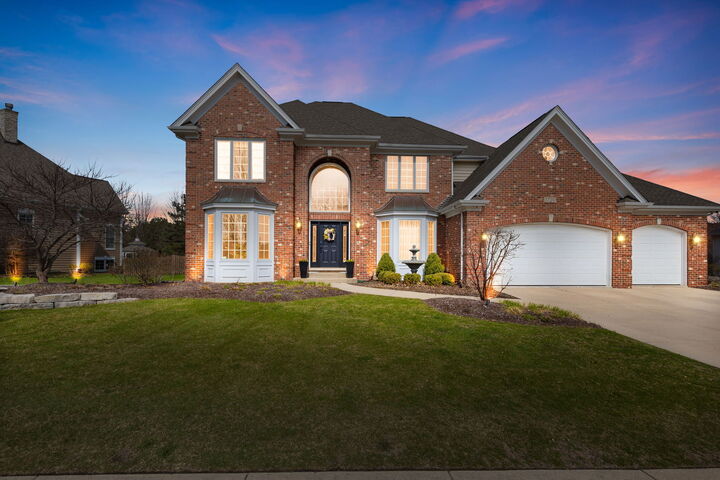 Property Photo:  1720 Baybrook Lane  IL 60564 