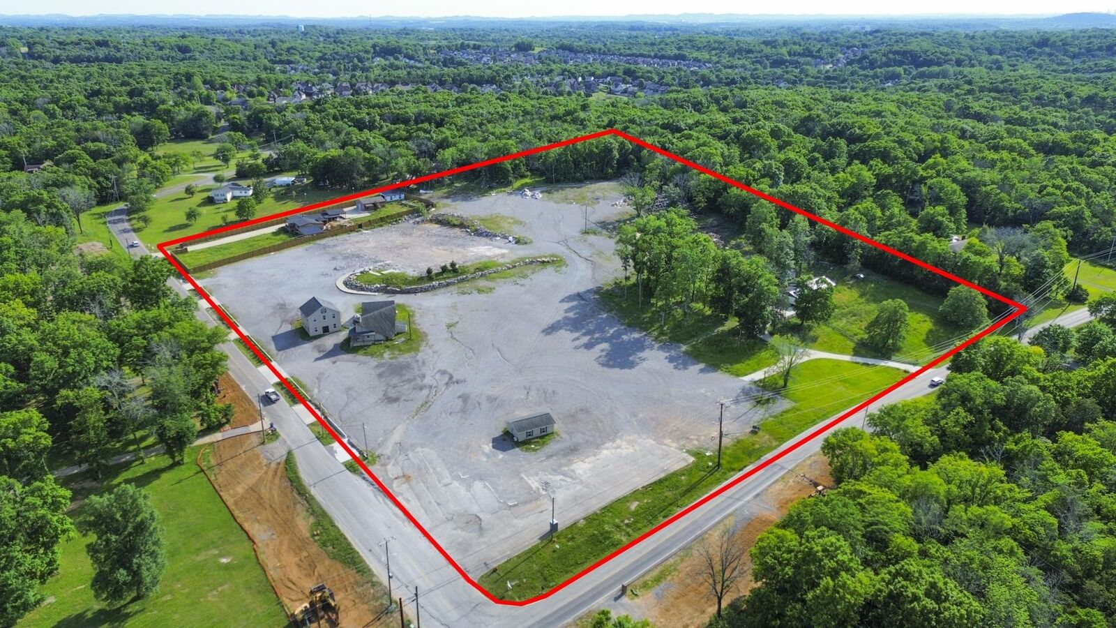 Property Photo: 2060 Old Lebanon Dirt Rd TN 37122