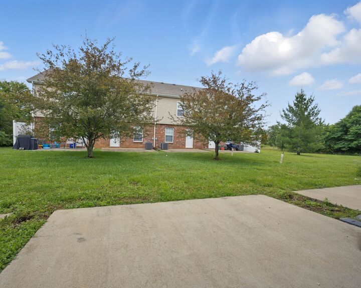 Property Photo:  820 Professional Park Dr 3-A  TN 37040 