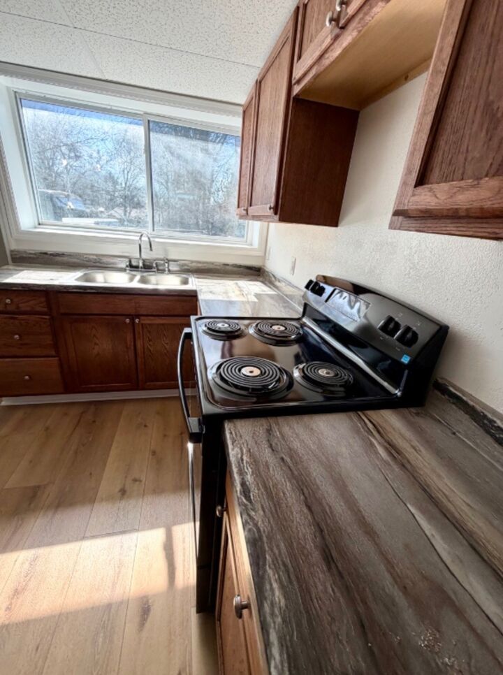 Property Photo:  711 Eastland St W C  TN 37066 