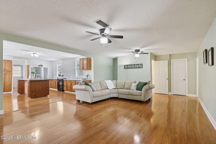 Property Photo:  213 Jackson Avenue N 1  FL 32220 