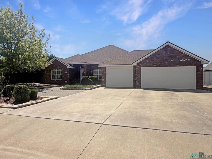 Property Photo:  2001 Kearny Boulevard  NM 88101 