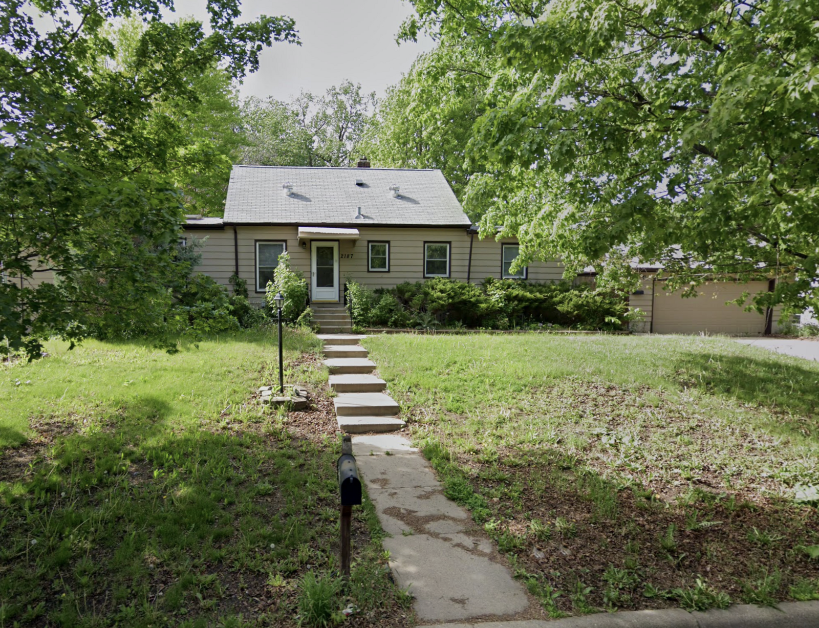 Property Photo: 2187 Stewart Avenue MN 55116