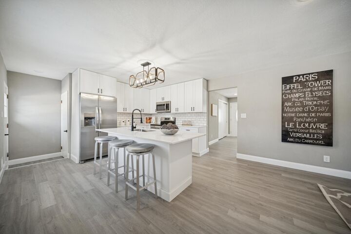 Property Photo:  460 Selby Avenue  MN 55060 