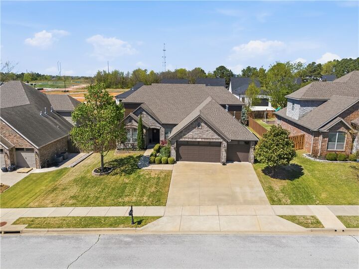 Property Photo:  2513 S Horizon Boulevard  AR 72758 