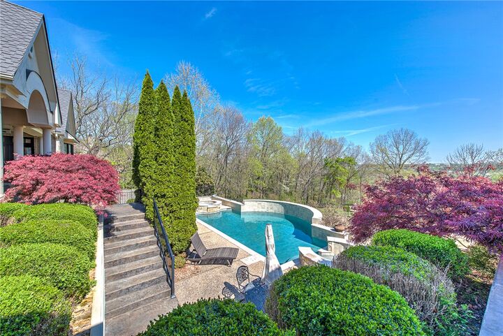 Property Photo: 900 Beau Chalet Drive AR 72713